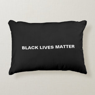 Black Lives Matt Schwarzweiß Text minimalistisch Dekokissen