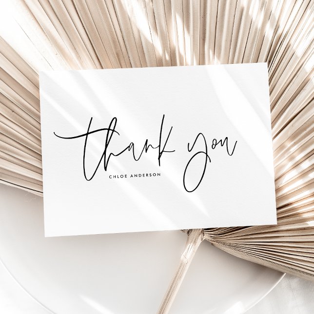Black Modern Minimalistisch Handgeschriebene Typog Dankeskarte (This minimalist thank you card features a clean black handwritten script on a minimalist layout.)
