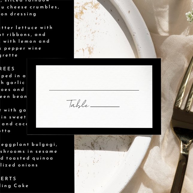 Black Modern Script Wedding Flat Platzkarte (Von Creator hochgeladen)