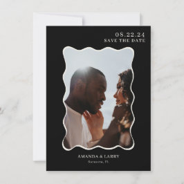 Black Modern Wavy Wedding Foto Save the Date Einladung