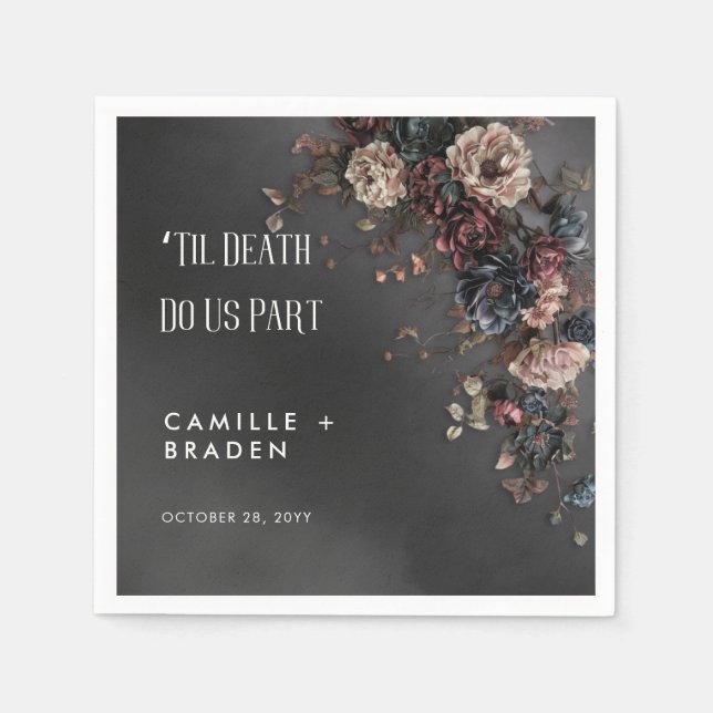 Black Moody Gothic Blume & Mist Wedding Serviette (Vorderseite)