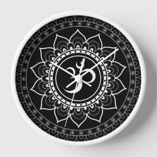 Black Om Mandala Uhr