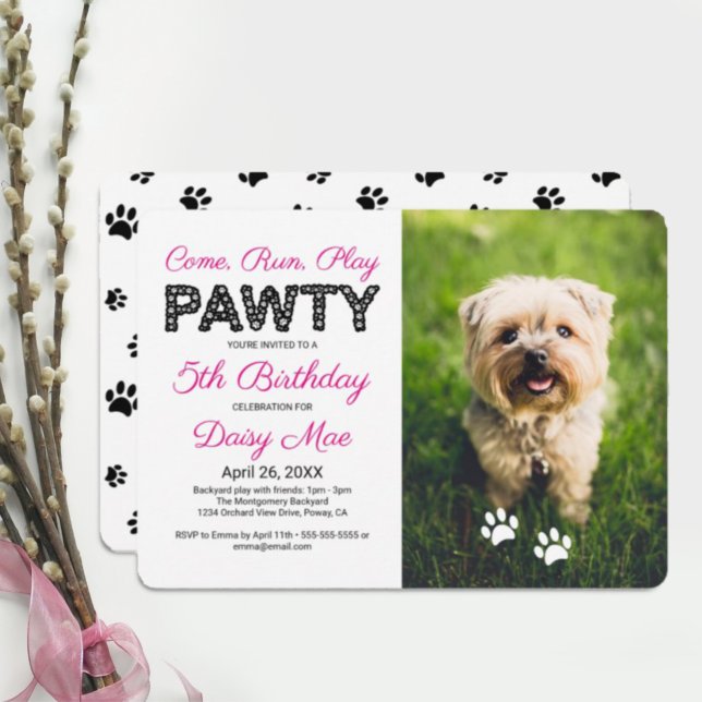 Black Paw Prints Custom Pet Birthday Pawty Photo Einladung (Von Creator hochgeladen)