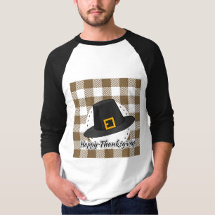 Black Pilgrim Hat auf Brown Kariert - Erntedank T-Shirt