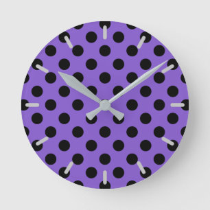 Black polka dots on lavender runde wanduhr