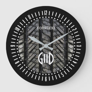 Black Rubber Tire Thread Text Plus Monogram on a Große Wanduhr