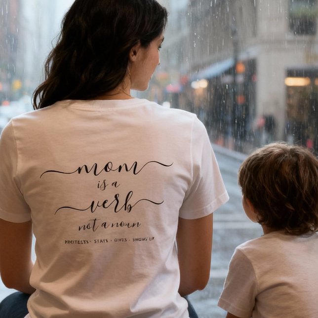 Black Script Mom Is a Verb Mother Keepsake Tri-Blend Shirt (Von Creator hochgeladen)