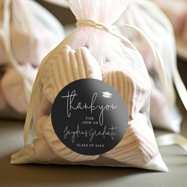 Black Simple Modern Script Graduate vielen Dank Runder Aufkleber (Black Simple Modern Script Graduate thank you Classic Round Sticker)