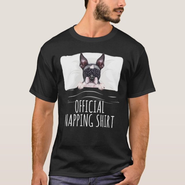 Black Sleep Mask Boston Terrier Offiziell Napping T-Shirt (Vorderseite)