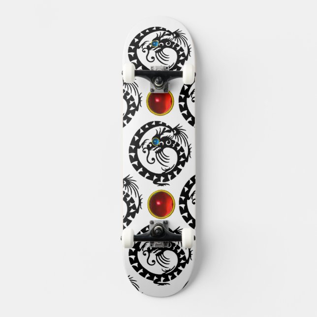 BLACK SNAKE DRAGON ,Red Ruby Gemstones Skateboard (Vorderseite)