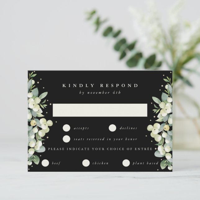 Black Snowberry+Eucalyptus Ewedding RSVP Karte (Stehend Vorderseite)