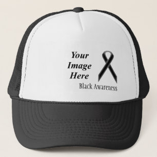 Black Standard Ribbon von Kenneth Yoncich Truckerkappe
