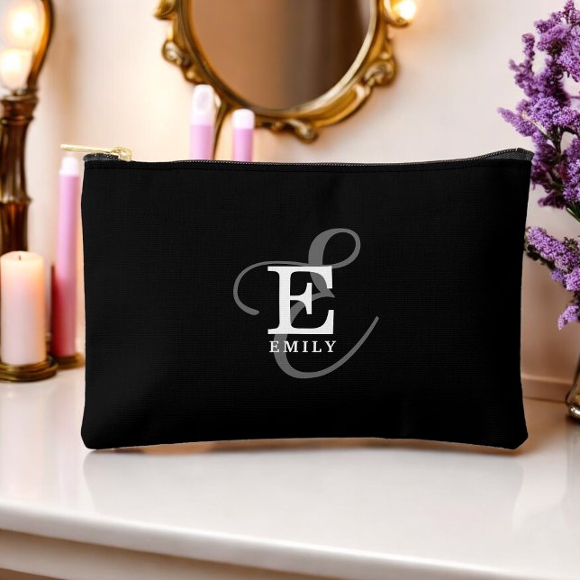Black Stylish Calligraphy Monogram und Name Zubehörtasche (Personalize with your name and monogram initial.)