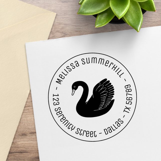 Black Swan Wings up Round Address Gummistempel (Von Creator hochgeladen)