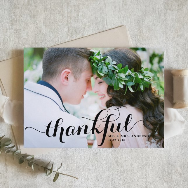 Black Thankful Modern Calligraphy Foto Wedding Dankeskarte (Von Creator hochgeladen)