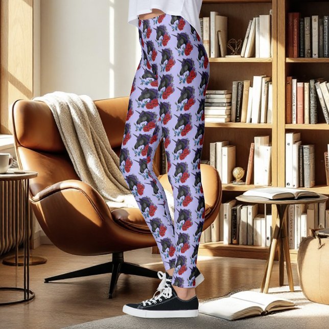 Black Unicorn Flowers Purple Leggings (Von Creator hochgeladen)