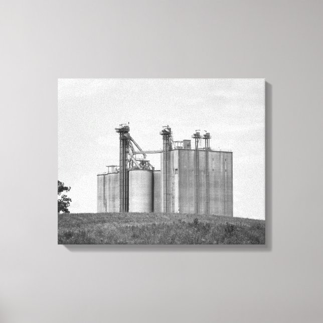 Black & White Grain Elevator auf einem Hügel 16x20 Leinwanddruck (Vorderseite)