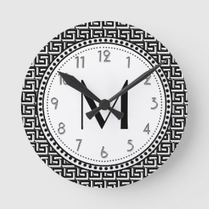 Black   White Greek Key Pattern Monogram Runde Wanduhr