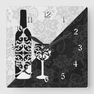 Black & White Lace Wine Bottle Square Clock Quadratische Wanduhr