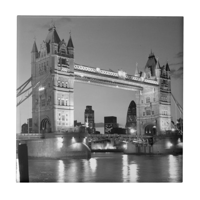 Black White London Tower Bridge Fliese (Vorderseite)