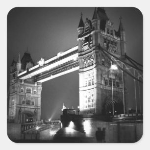 Black & White London Tower Bridge Quadratischer Aufkleber
