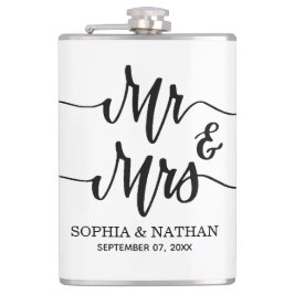 Black & White Minimalist Wedding Favor Modern Text Flachmann