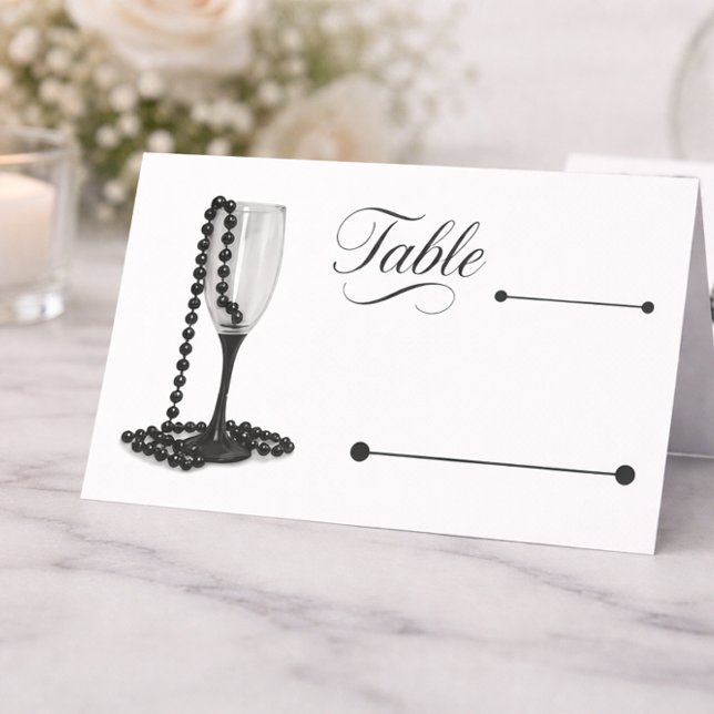 Black & White Pearl Champagne Glass Wedding Platzkarte (Von Creator hochgeladen)