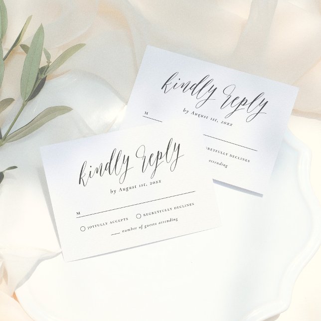 Black & White Simple Script Calligraphy Wedding RSVP Karte (Von Creator hochgeladen)
