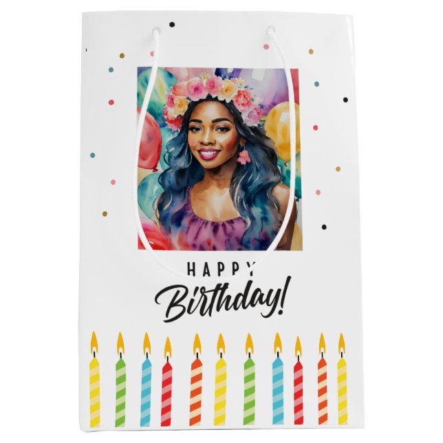 Black Woman Happy Birthday Multicolor Mittlere Geschenktüte (Vorderseite)