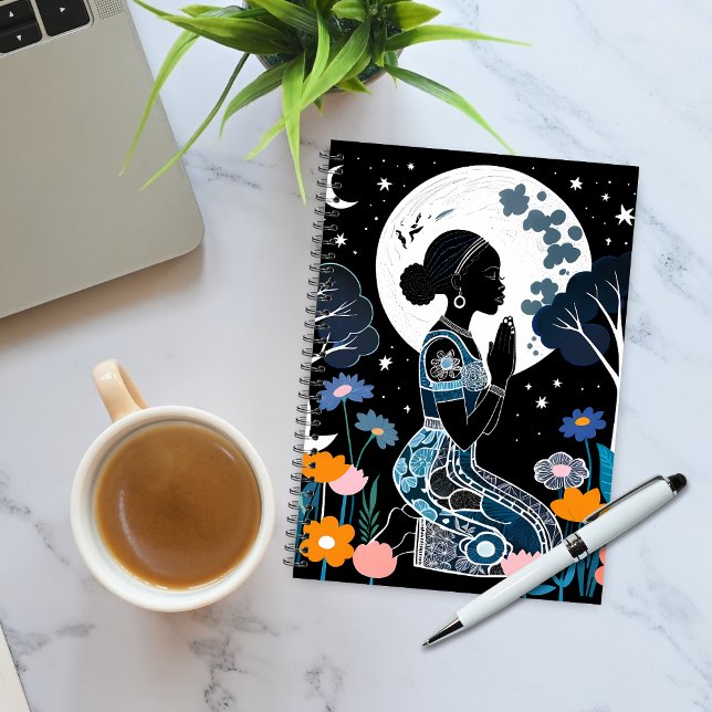 Black Woman Prayer Spiral Notebook Notizbuch (Von Creator hochgeladen)