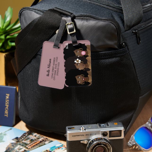 Black Women Friends, Annoyed, Blume, Kaugummi, Lil Gepäckanhänger (Vorderseite & Rückseite)