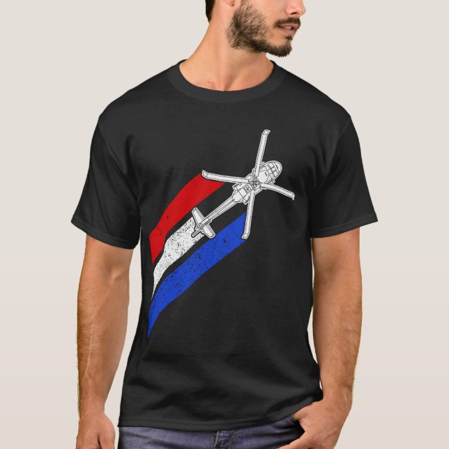 Blackhawk USA Flag Militärhubschrauber UH60 T-Shirt (Vorderseite)