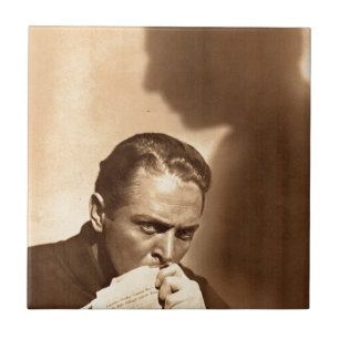 BLACKMAIL oder Ähnliches Fliese