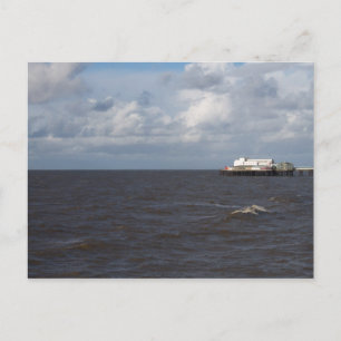 Blackpool Pier und Stormy Sea Postcard Postkarte