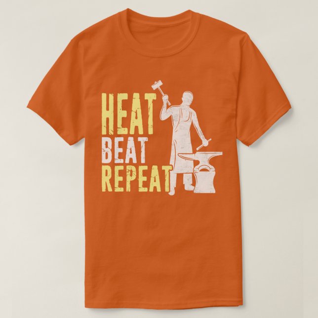 Blacksmith und Anvil Heat Beat Wiederholung Retro  T-Shirt (Design vorne)