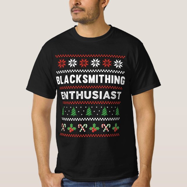 Blacksmithing Enthusiast Ugly Christmas Sweater T-Shirt (Vorderseite)
