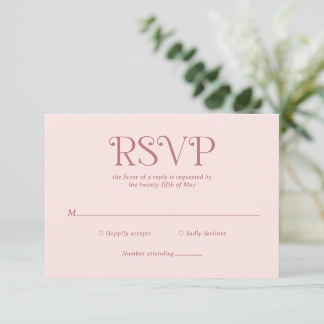Blaire Blush Pink Moderne Hochzeit RSVP Karte (Stehend Vorderseite)