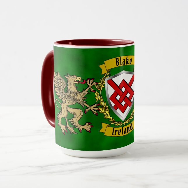 Blake Irish Shield & Griffins Personalisiert Tasse (Vorderseite Links)