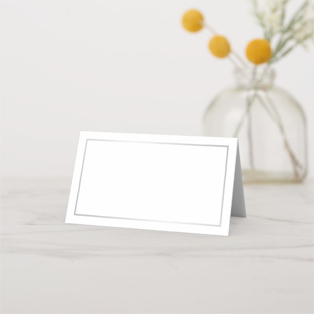 Blank White und Silver Elegante Hochzeitsstimmung  Platzkarte (Vorderseite)