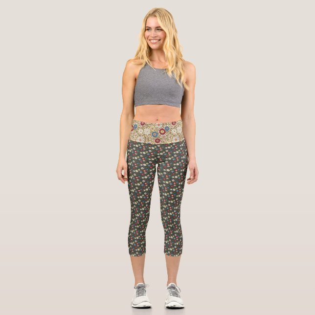 Bläschenkapsel dunkler Hintergrund Capri Leggings (Vorderseite)