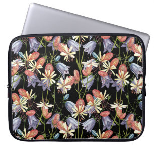 Blase Campion Glocken: Aquarellfarbene Blüten Laptopschutzhülle