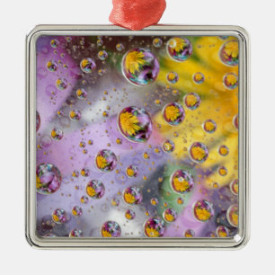 Blasen abstrakt mit Blumen. Kredit als: Nancy Ornament Aus Metall