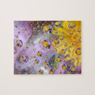 Blasen abstrakt mit Blumen. Kredit als: Nancy Puzzle