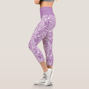 Blasses Lila tropisches Leaf-Wiederholmuster Capri Leggings