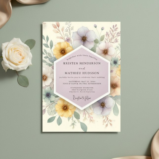 Blassgelbe Florale Hochzeit Einladung (Von Creator hochgeladen)