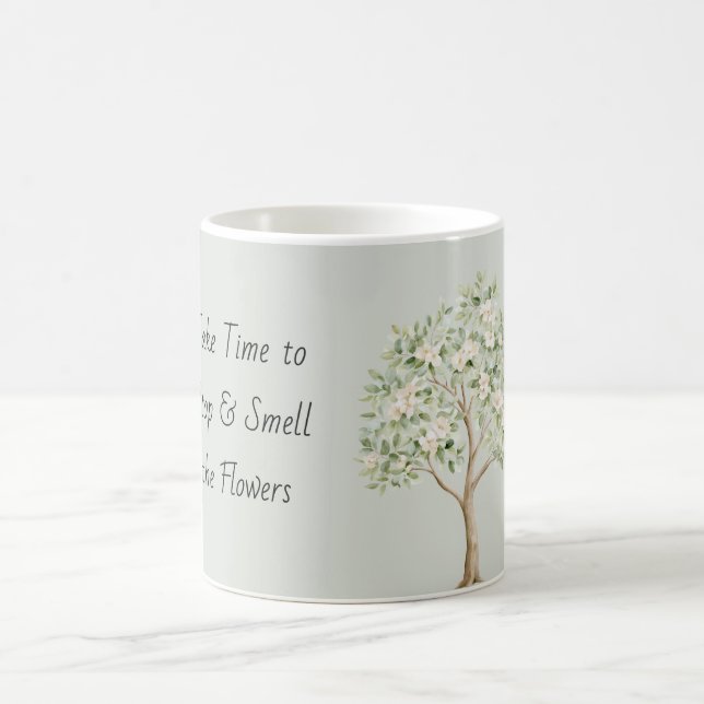 Blassgrüner Blütenbaum Kaffeetasse (Mittel)