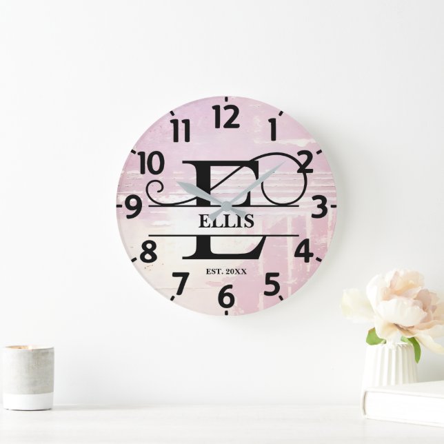 Blasslavender E Monogramm gestört Große Wanduhr (Zuhause)