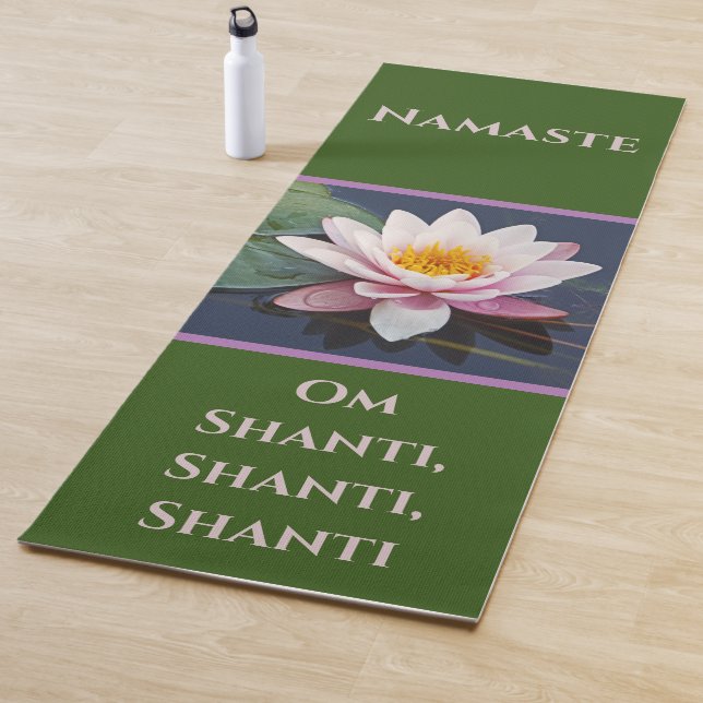 Blassrosa Wasserlilie/Namaste/Om Shanti Yogamatte (Beispiel)