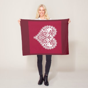 Blätter am roten Spitzen Blumenkohl Valentinstag Fleecedecke