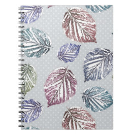 Blätter auf hellgrauem Hintergrund öffnen Notizblock